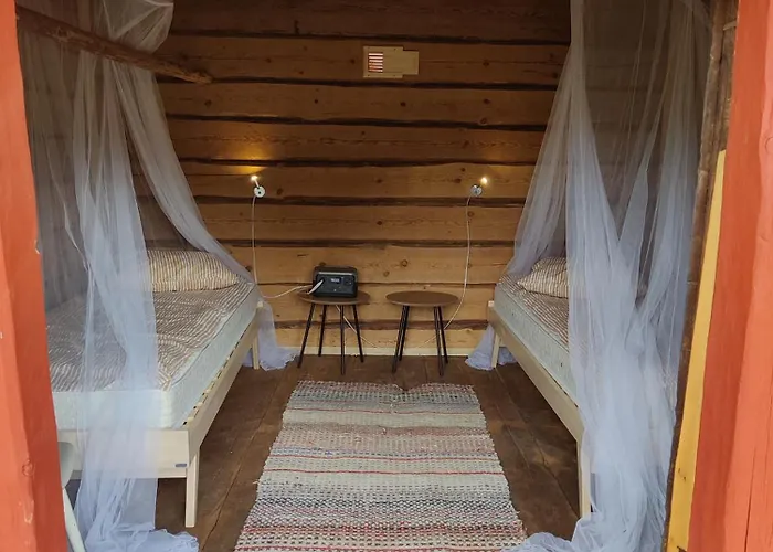 Haemeenniemi Aitta, Barn